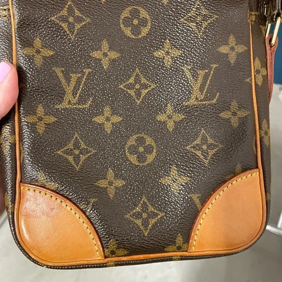 Louis Vuitton Monogram Crossbody Bag LV